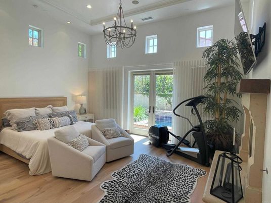 Bedroom, Chandelier, Interior, Living room, Recessed Lighting, Wood Texture Flooring