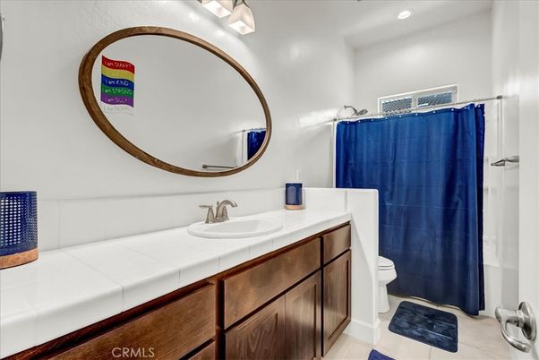 Bathroom, Interior, Recessed Lighting, Tile Countertops