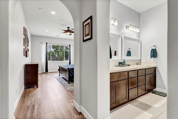 Bathroom, Bedroom, Interior, Recessed Lighting, Wood Texture Flooring