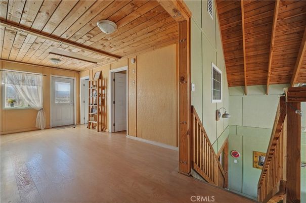 Empty room, Interior, Wooden Beams, Wooden Ceilings, Wood Texture Flooring, Wooden Walls