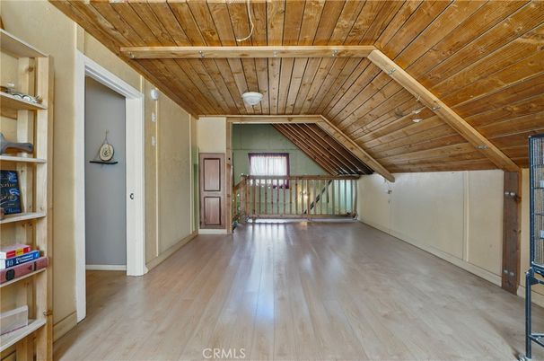 Empty room, Interior, Wooden Beams, Wooden Ceilings, Wood Texture Flooring
