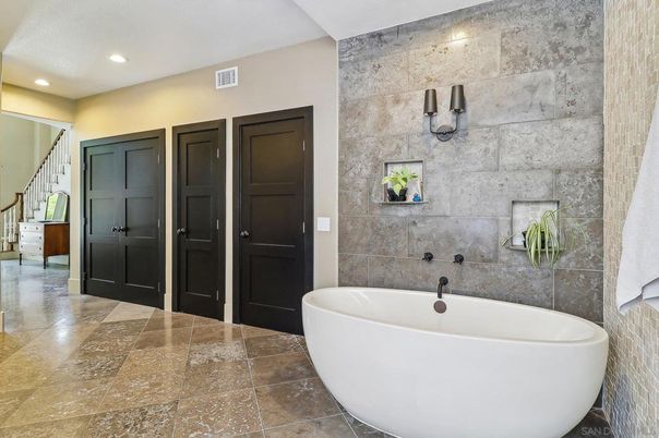 Bathroom, Free Standing Baths, Interior, Recessed Lighting