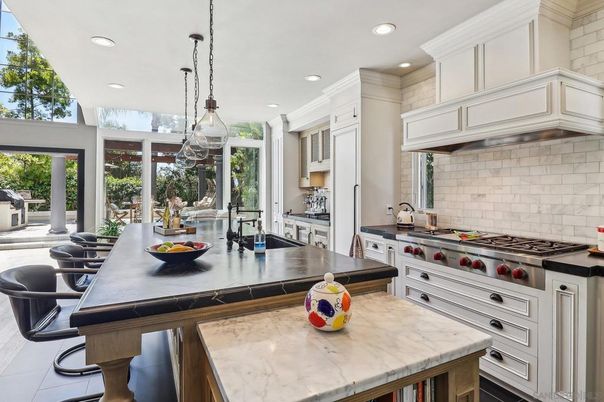 Interior, Kitchen, Pendant Lights, Recessed Lighting, Stainless Steel Appliances