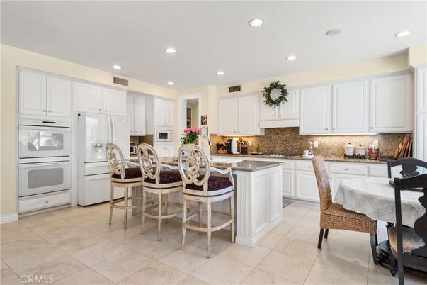 Dining room, Interior, Kitchen, Recessed Lighting