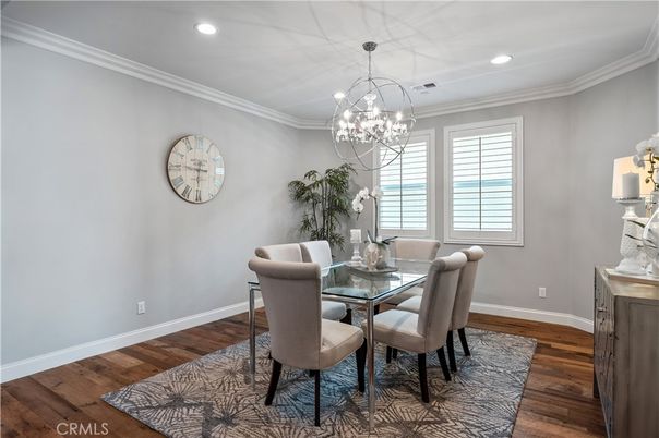Chandelier, Dining room, Interior, Pendant Lights, Recessed Lighting, Wood Texture Flooring