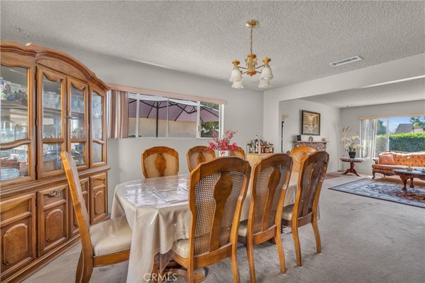 Chandelier, Dining room, Interior, Pendant Lights