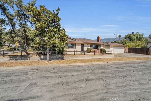 Attached, Backyard, Exterior, Facade, Ranch
