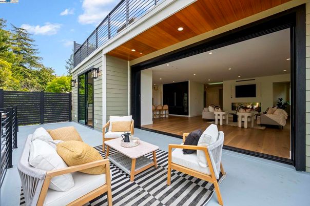 Exterior, Wood Texture Flooring