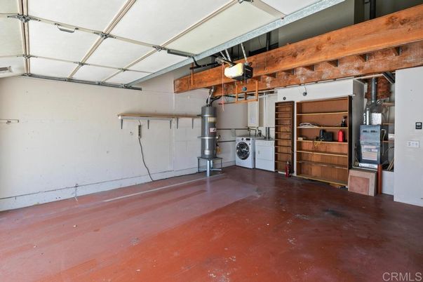 Garage, Interior, Washer