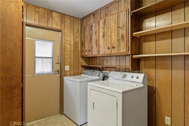 Interior, Washer, Wooden Walls