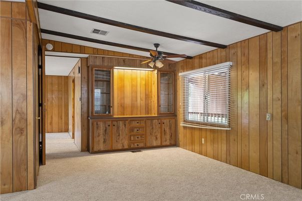 Empty room, Interior, Wooden Beams, Wooden Walls