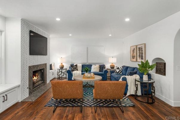 Fireplace, Interior, Living room, Recessed Lighting, Wood Texture Flooring