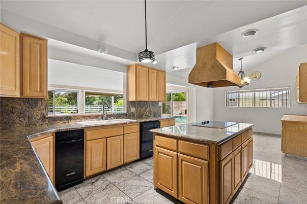 Interior, Kitchen, Pendant Lights, Recessed Lighting