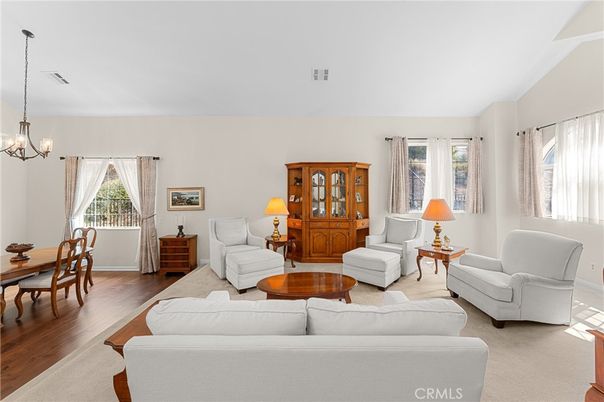 Chandelier, Dining room, Interior, Living room, Pendant Lights, Wood Texture Flooring