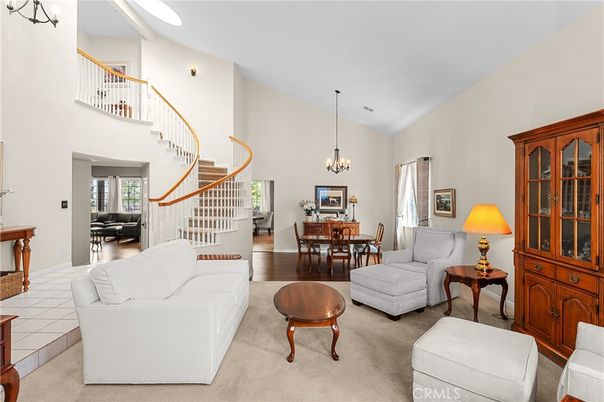 Chandelier, Dining room, Interior, Living room