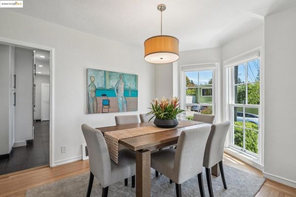Dining room, Interior, Pendant Lights, Recessed Lighting, Wood Texture Flooring