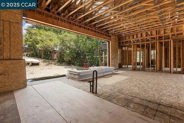 Exterior, Wooden Beams