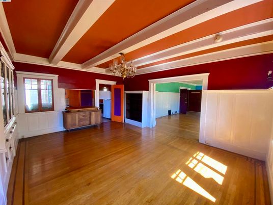 Chandelier, Empty room, Interior, Wood Texture Flooring