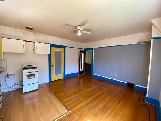 Empty room, Interior, Kitchen, Wood Texture Flooring