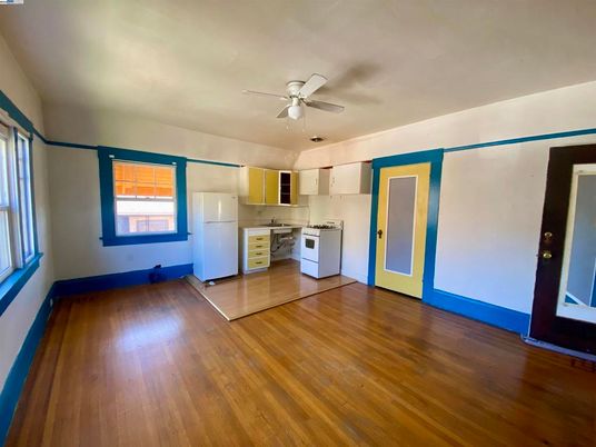 Empty room, Interior, Kitchen, Wood Texture Flooring