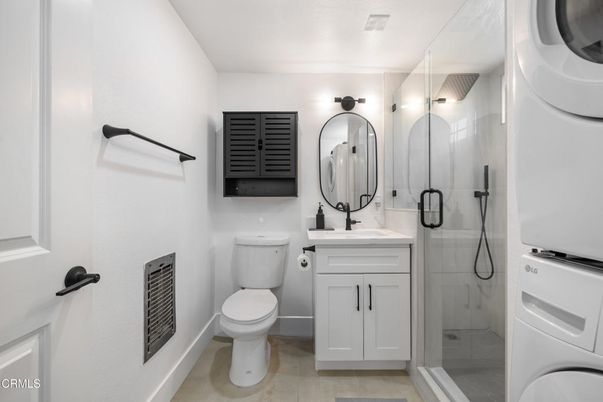 Bathroom, Dual Sink Vanities, Glass Shower, Interior