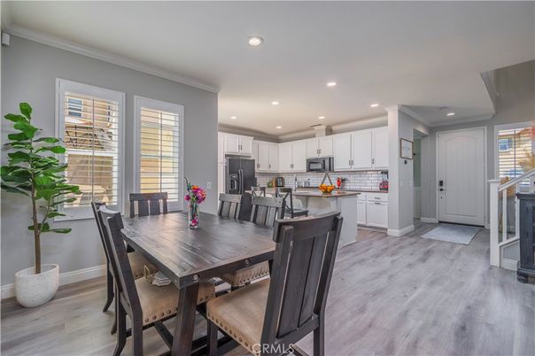 Dining room, Interior, Kitchen, Recessed Lighting, Wood Texture Flooring