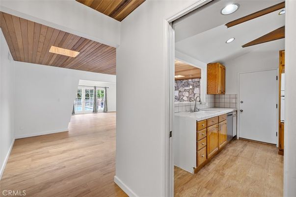 Interior, Kitchen, Recessed Lighting, Wooden Ceilings, Wood Texture Flooring