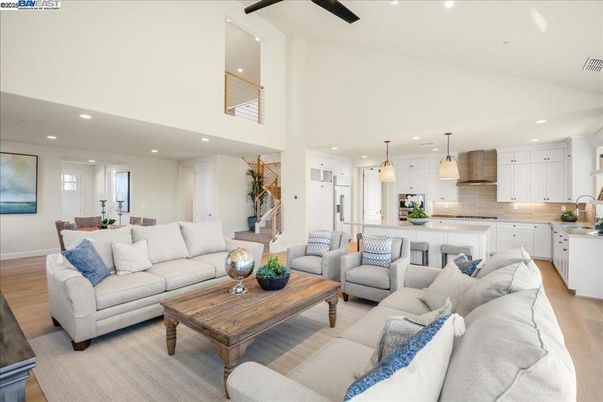 Dining room, Interior, Kitchen, Living room, Pendant Lights, Recessed Lighting, Stainless Steel Appliances, Wood Texture Flooring