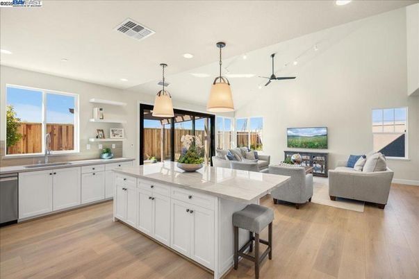 Interior, Kitchen, Living room, Pendant Lights, Recessed Lighting, Wood Texture Flooring