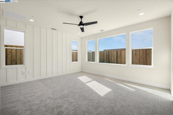 Empty room, Interior, Recessed Lighting