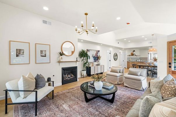 Chandelier, Dining room, Interior, Kitchen, Living room, Pendant Lights, Recessed Lighting, Wood Texture Flooring