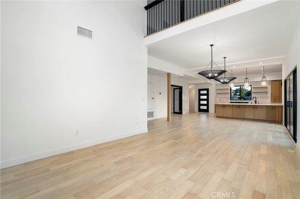 Interior, Pendant Lights, Recessed Lighting, Wood Texture Flooring