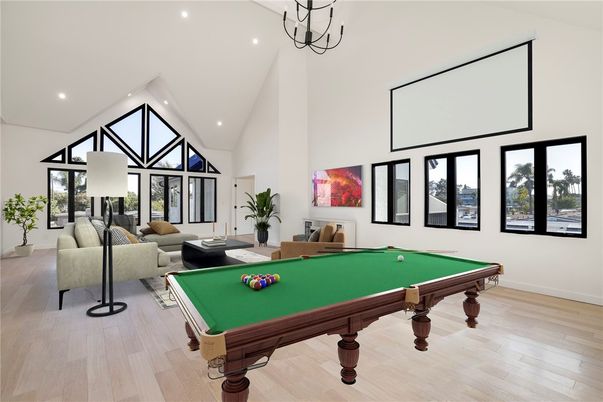 Billiard Table, Game Room, Interior, Living room, Recessed Lighting, Wood Texture Flooring