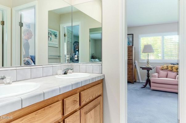 Bathroom, Interior, Tile Countertops