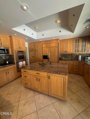 Chandelier, Dining room, Interior, Recessed Lighting, Wood Texture Flooring