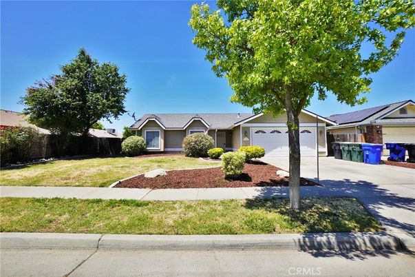 Attached, Backyard, Exterior, Facade, Solar Panels, Ranch
