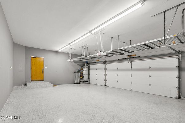 Garage, Interior