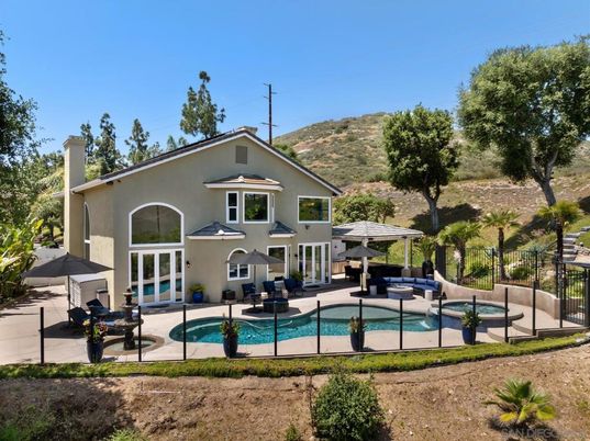 Backyard, Exterior, Pool