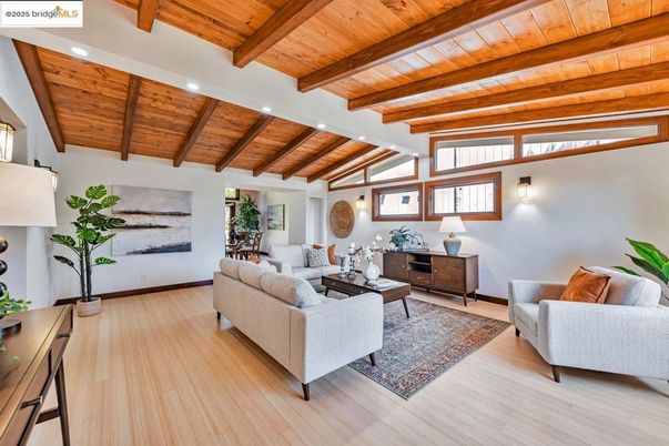 Interior, Living room, Recessed Lighting, Wooden Beams, Wooden Ceilings, Wood Texture Flooring