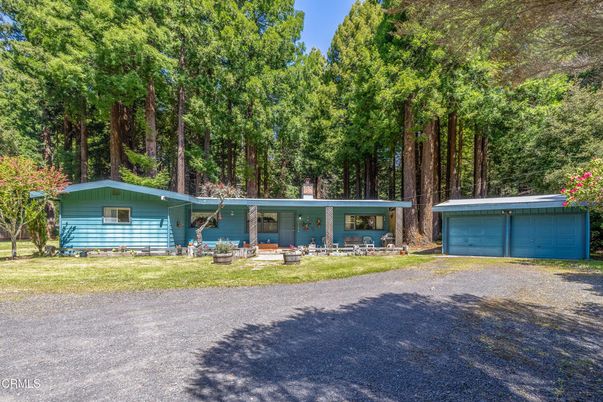 Backyard, Detached Garage, Exterior