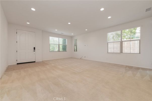 Empty room, Interior, Recessed Lighting