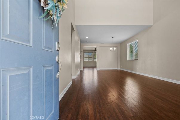 Chandelier, Empty room, Interior, Pendant Lights, Recessed Lighting, Wood Texture Flooring