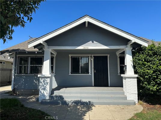 Exterior, Facade, American Craftsman