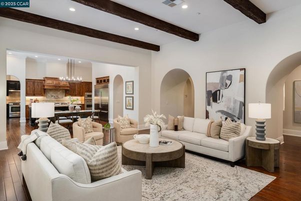 Chandelier, Dining room, Interior, Recessed Lighting, Wood Texture Flooring