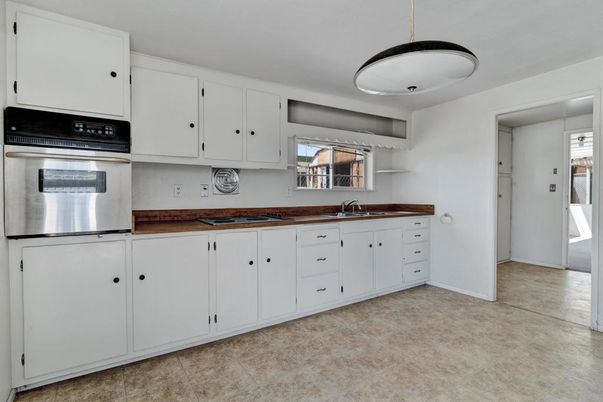 Interior, Kitchen, Pendant Lights