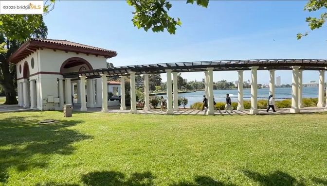Backyard, Exterior, Water
