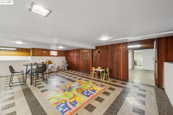 Interior, Wooden Walls
