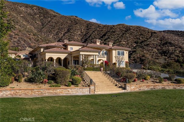 Backyard, Exterior, Facade, Mediterranean
