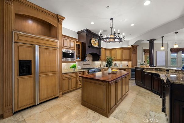 Chandelier, Interior, Kitchen, Pendant Lights, Recessed Lighting, Stainless Steel Appliances
