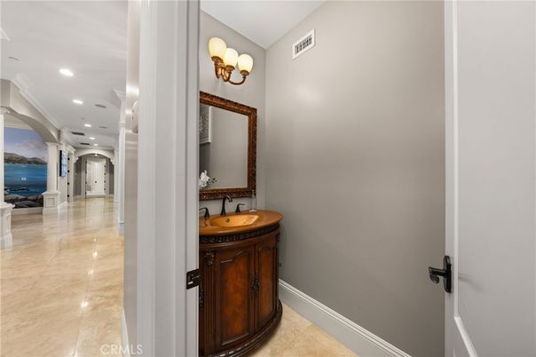 Bathroom, Interior, Recessed Lighting, Water
